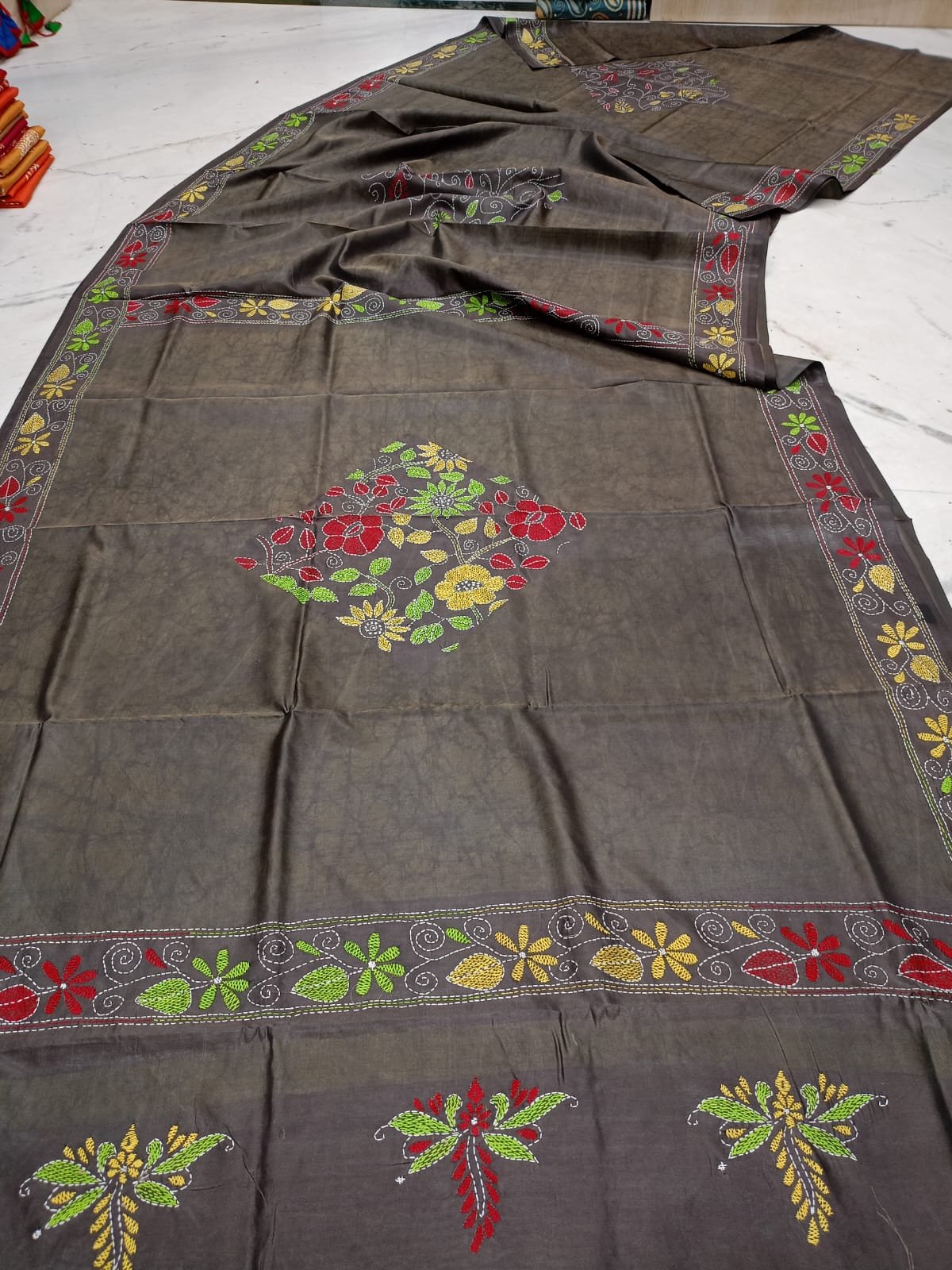 Premium Blended Bangalore Silk Batik Saree with Hand-Crafted Kantha Stitch Embroidery