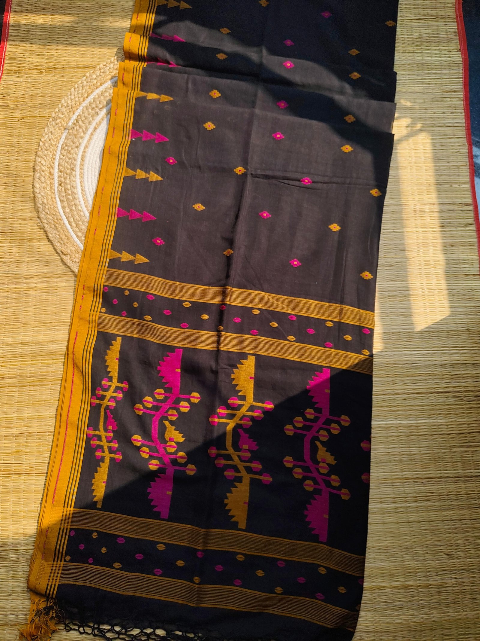 Premium Authentic Khadi Handloom Saree with Traditional Hand-Woven Motifs