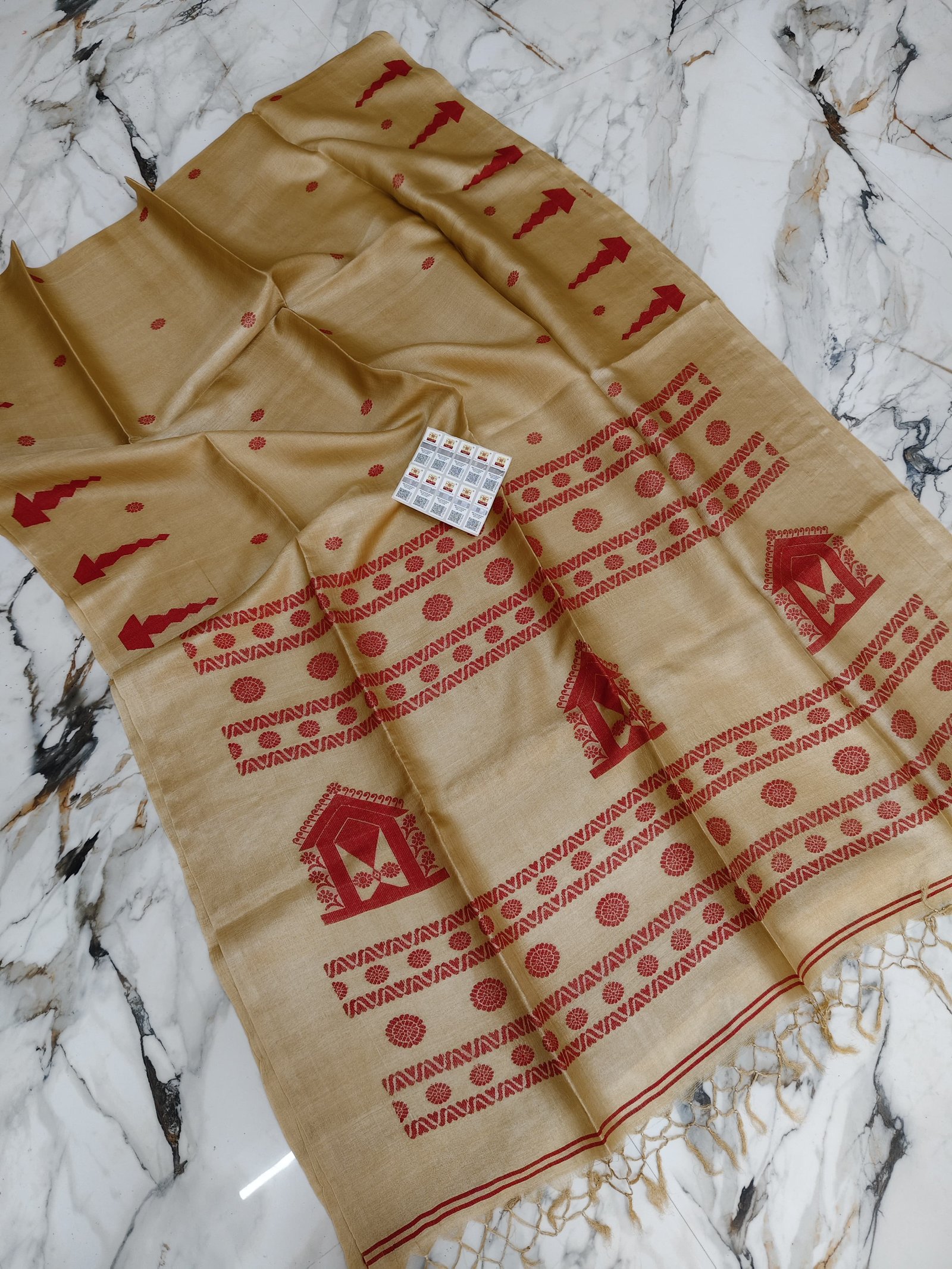 Gachi Tussar: The Gold of Bengal Handlooms