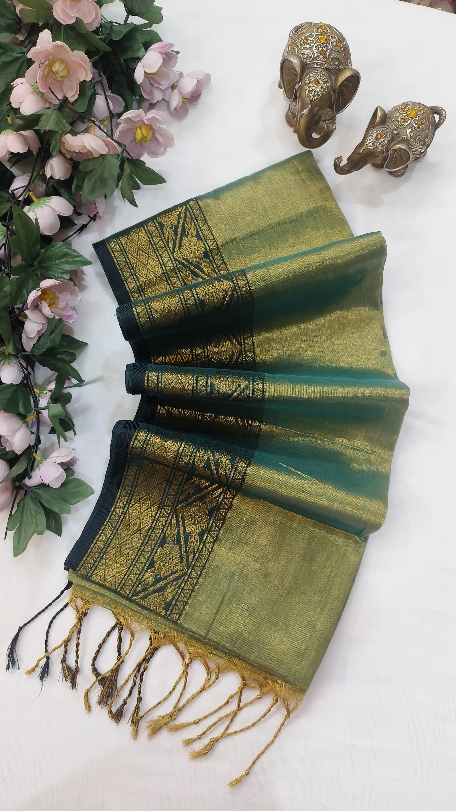 Elegant Pure Mulmul Raga Tissue Saree – Ultra-Lightweight Woven Handloom Drap