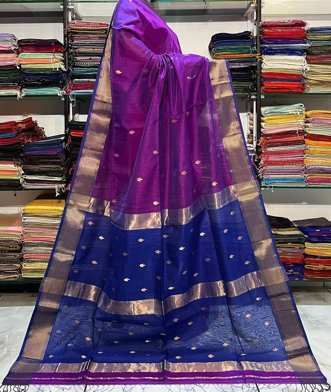 Premium Handloom Maheshwari Silk Cotton Saree with Zari Butti and Contrast Border