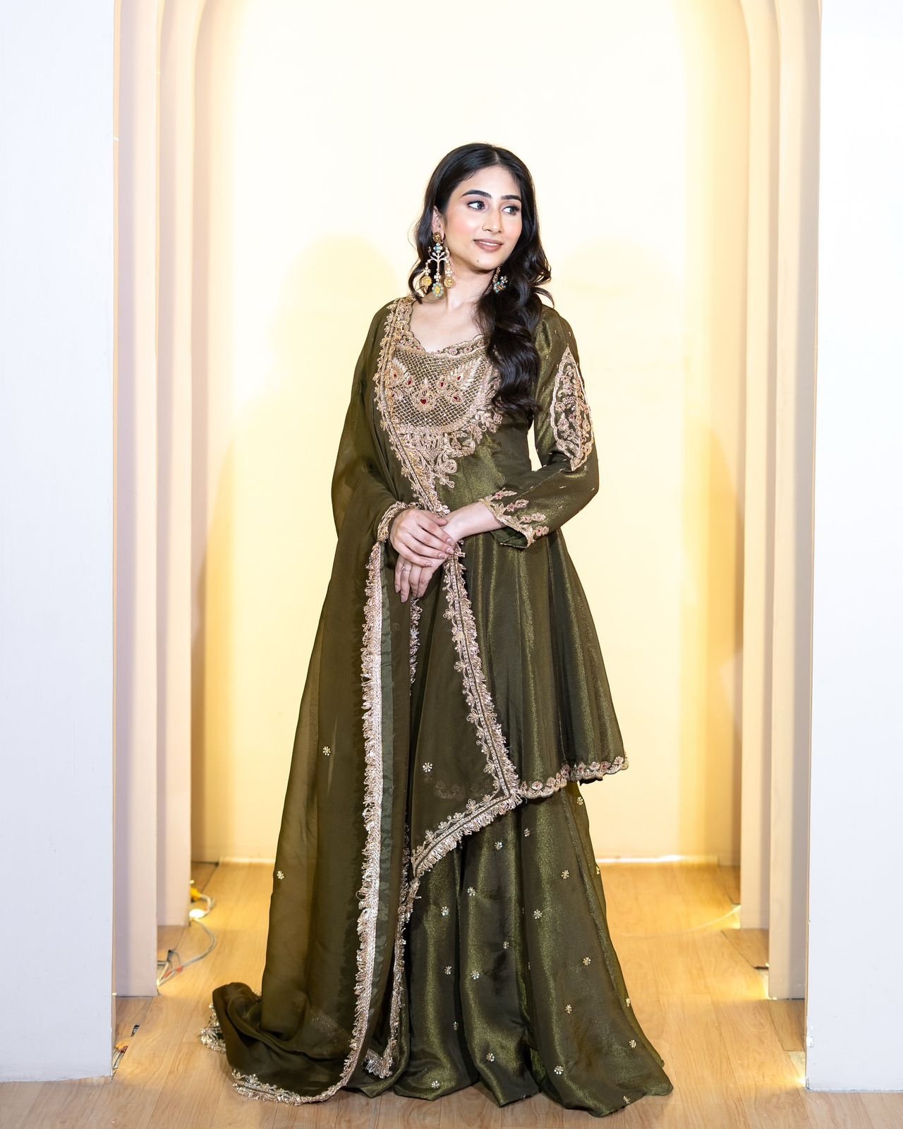 Simar Silk Splendor: Designer Embroidered Sharara Set with Scalloped Dupatta Code !! F.B.S.S