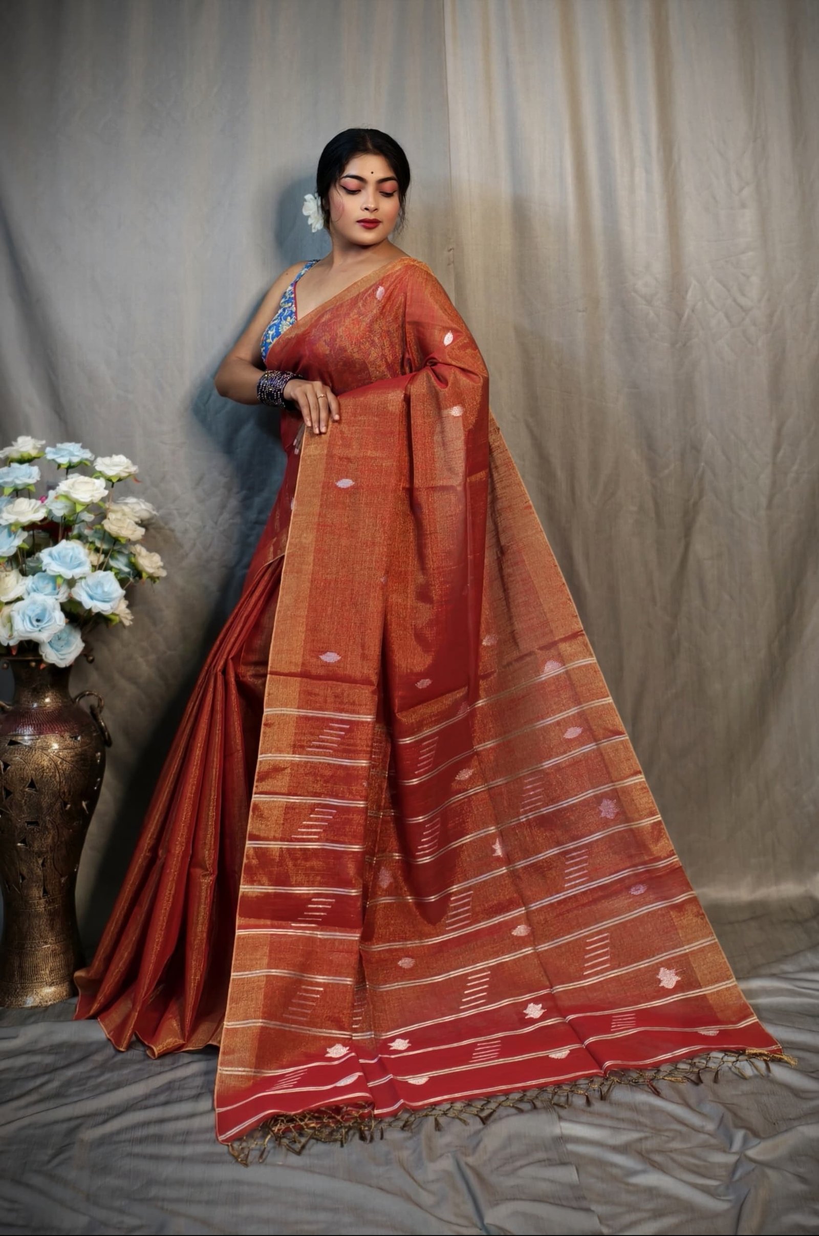 Handwoven Blended Tissue Linen Saree with Elegant Butti Work and Tassels Code !! T.T.G.C.