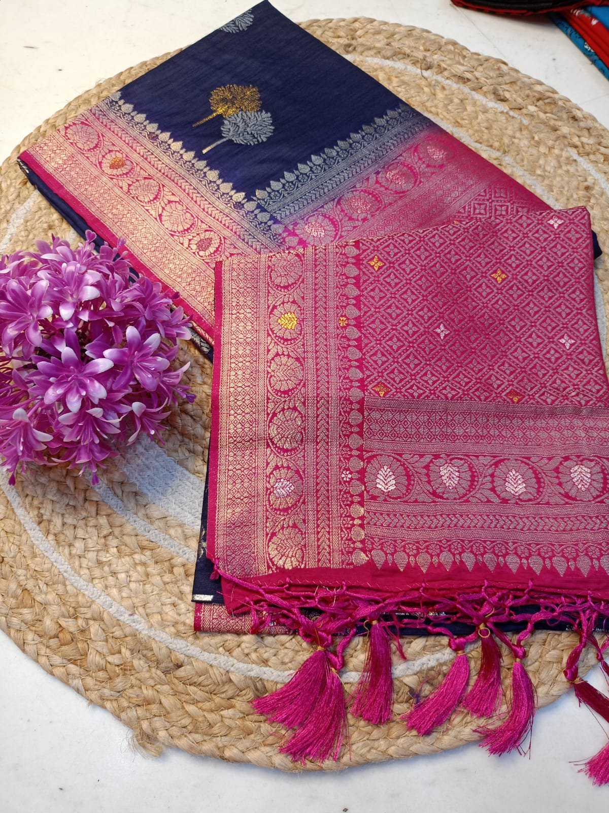 Elegant Crepe Khaddi Saree with Exquisite Coco Zari Weaving Code !! T.T.G.C.