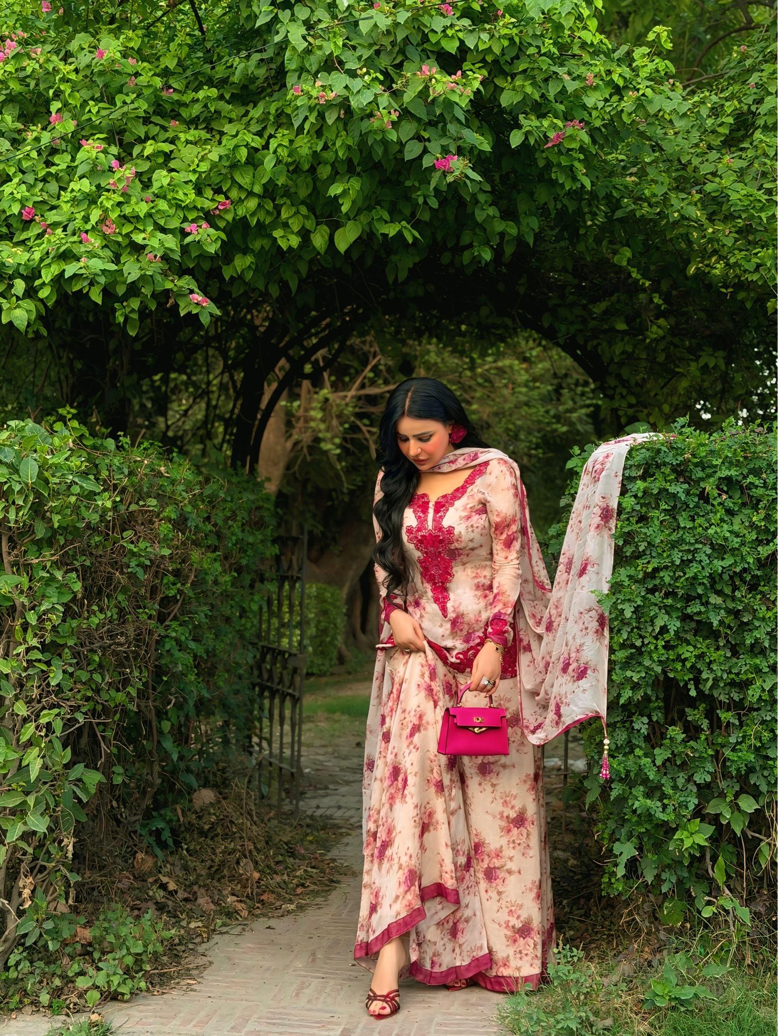 Elegant Designer Floral Georgette Co-Ord Set with Intricate Embroidery Code !! F.B.S.S.