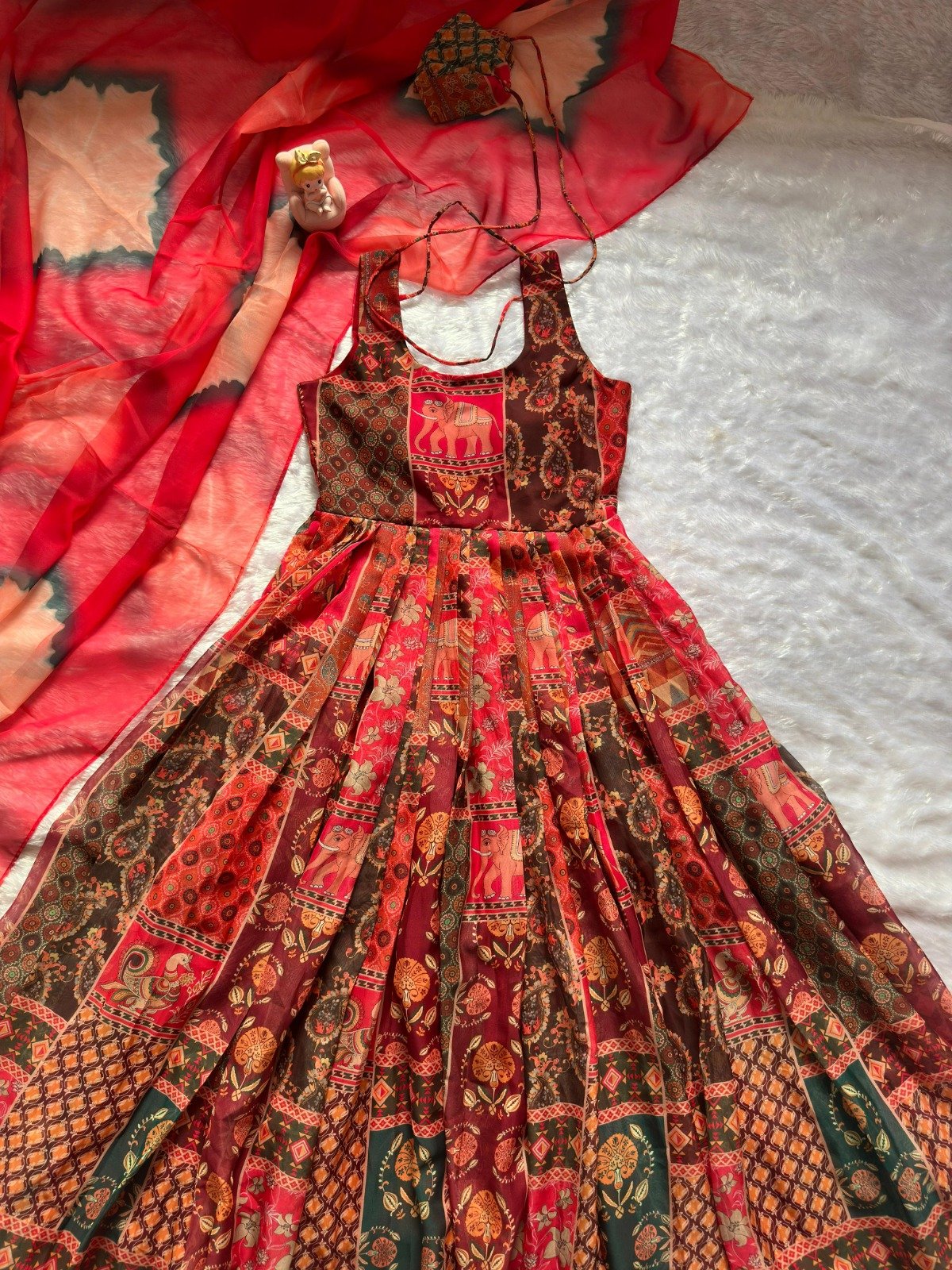 Elegant Patola Printed Festive Gown with Organza Dupatta Code !! K&R.