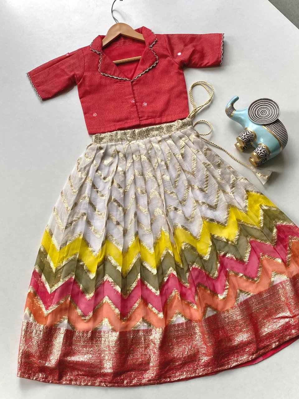 Tasarika Artisanal Hand-Painted Viscose Skirt and Collared Top Set Code-Tasarika